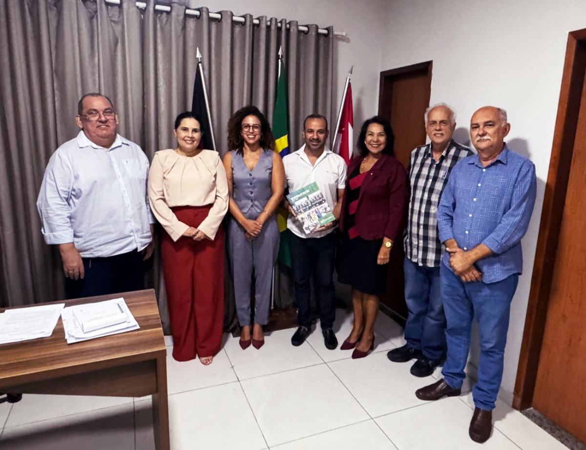 Prefeitura de Santa Luzia firma parceria com a Defensoria Pblica do Estado para ampliar acesso  justia no municpio