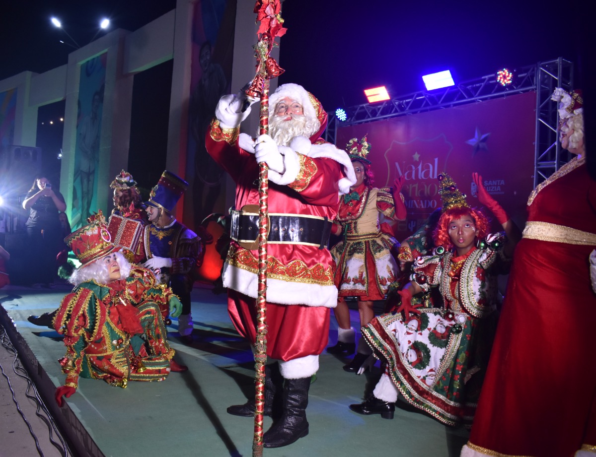 Natal Sert�o Iluminado transforma Santa Luzia em um grande palco de luzes, magia, cultura e entrega de mais de 3 mil presentes